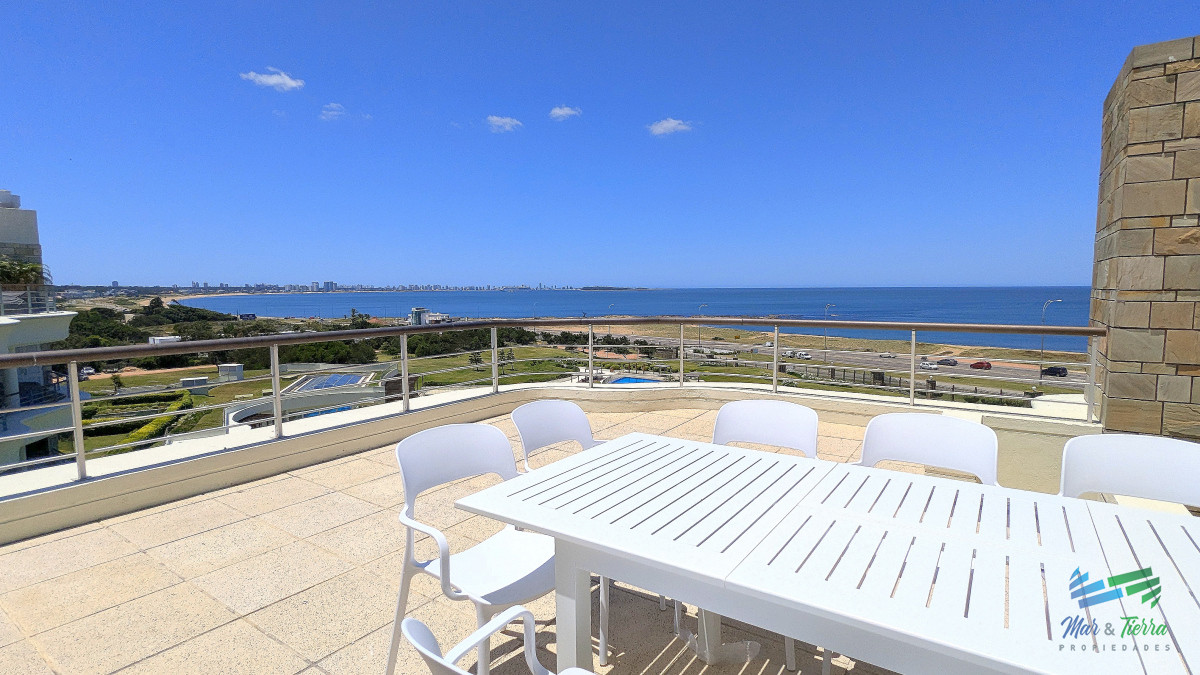 Apartamento ID.4211 - Venta de Apartamento 4 DORMITORIOS con vista al mar en VERAMANSA