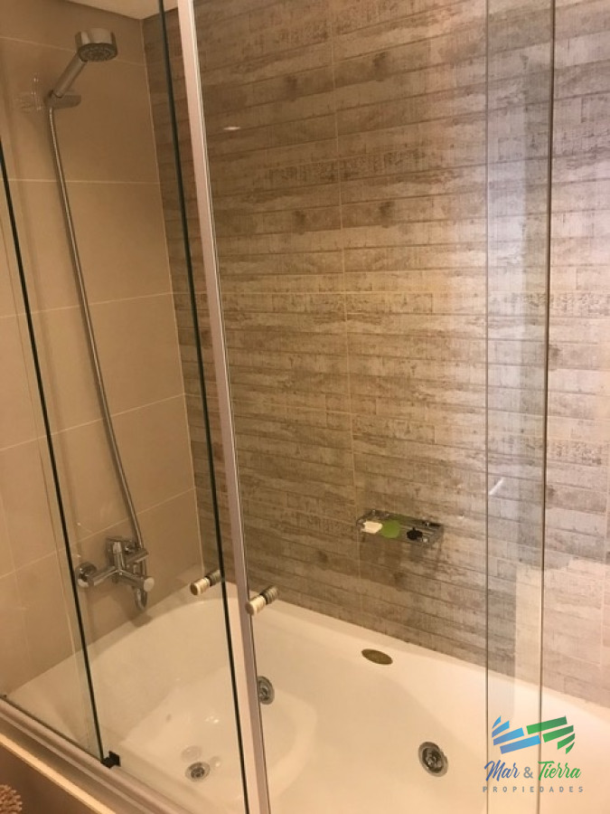 Apartamento ID.2270 - En venta.. piso alto, torre con todos los servicios.