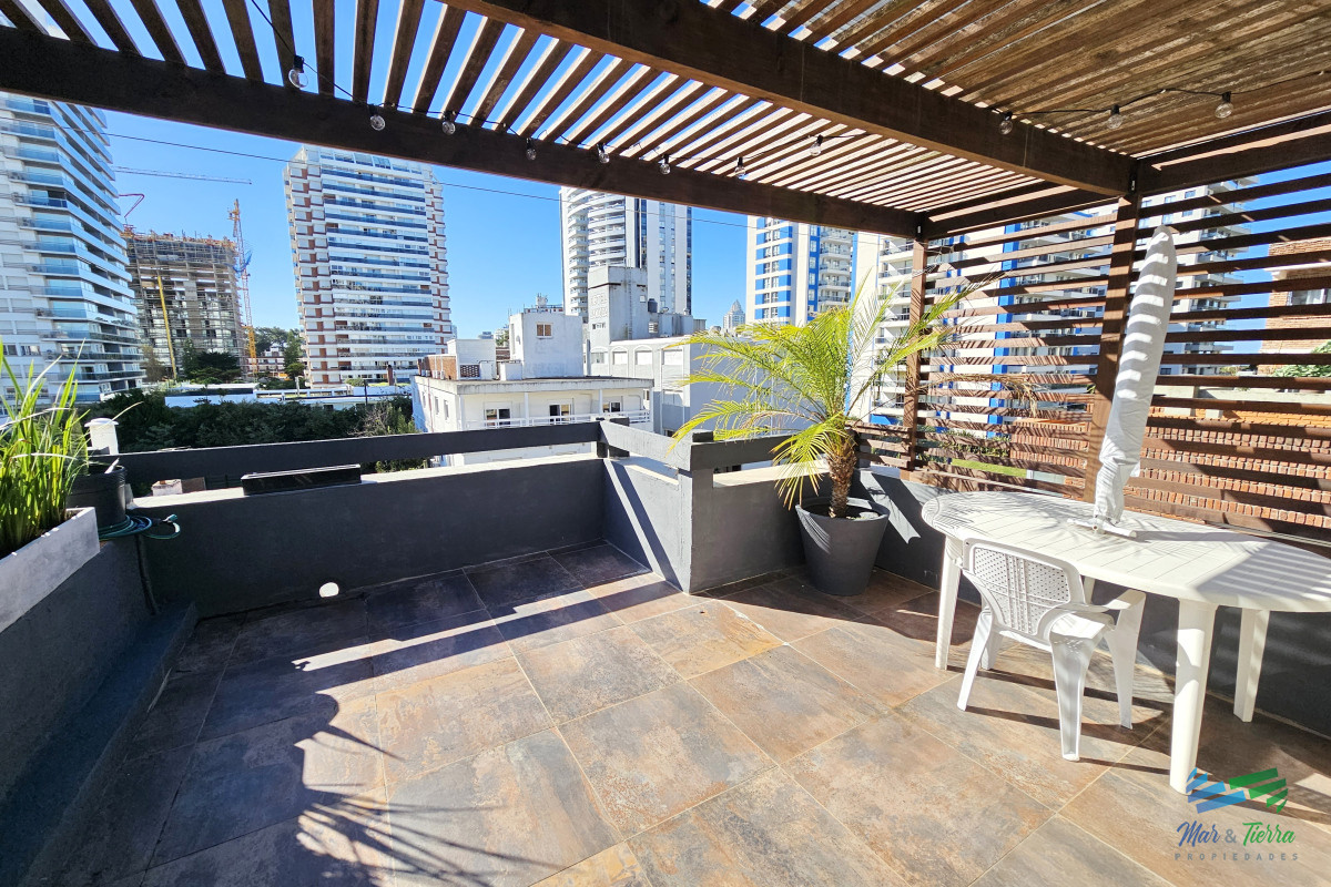 Apartamento ID.5171 - Venta de apartamento de 1 dormitorio 2 baños en la parada 2 de Punta del Este 