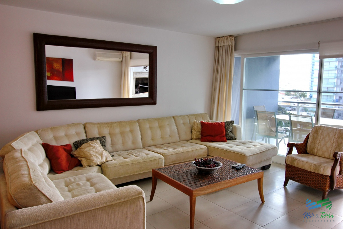 Apartamento ID.6 - En alquiler y venta... oportunidad.. torre de categoría.. a metros del mar!!!