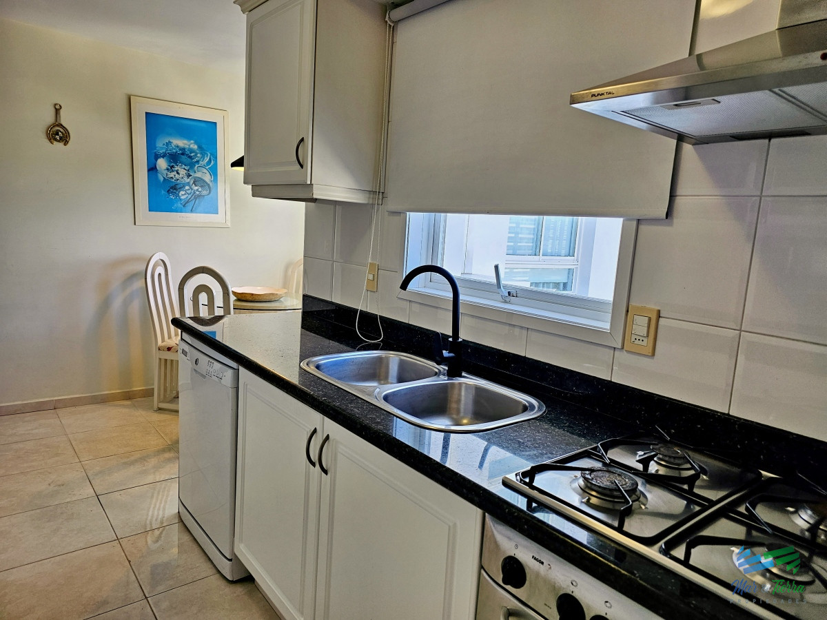 Apartamento ID.4624 - DEPARTAMENTO 3 DORMITORIO + SERVICIO DISPONIBLE ALQUILER ANUAL 