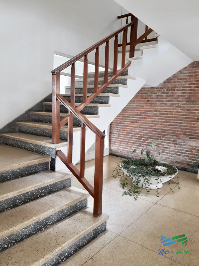 Apartamento ID.1405 - Oportunidad en venta con vista al mar, totalmente reciclado