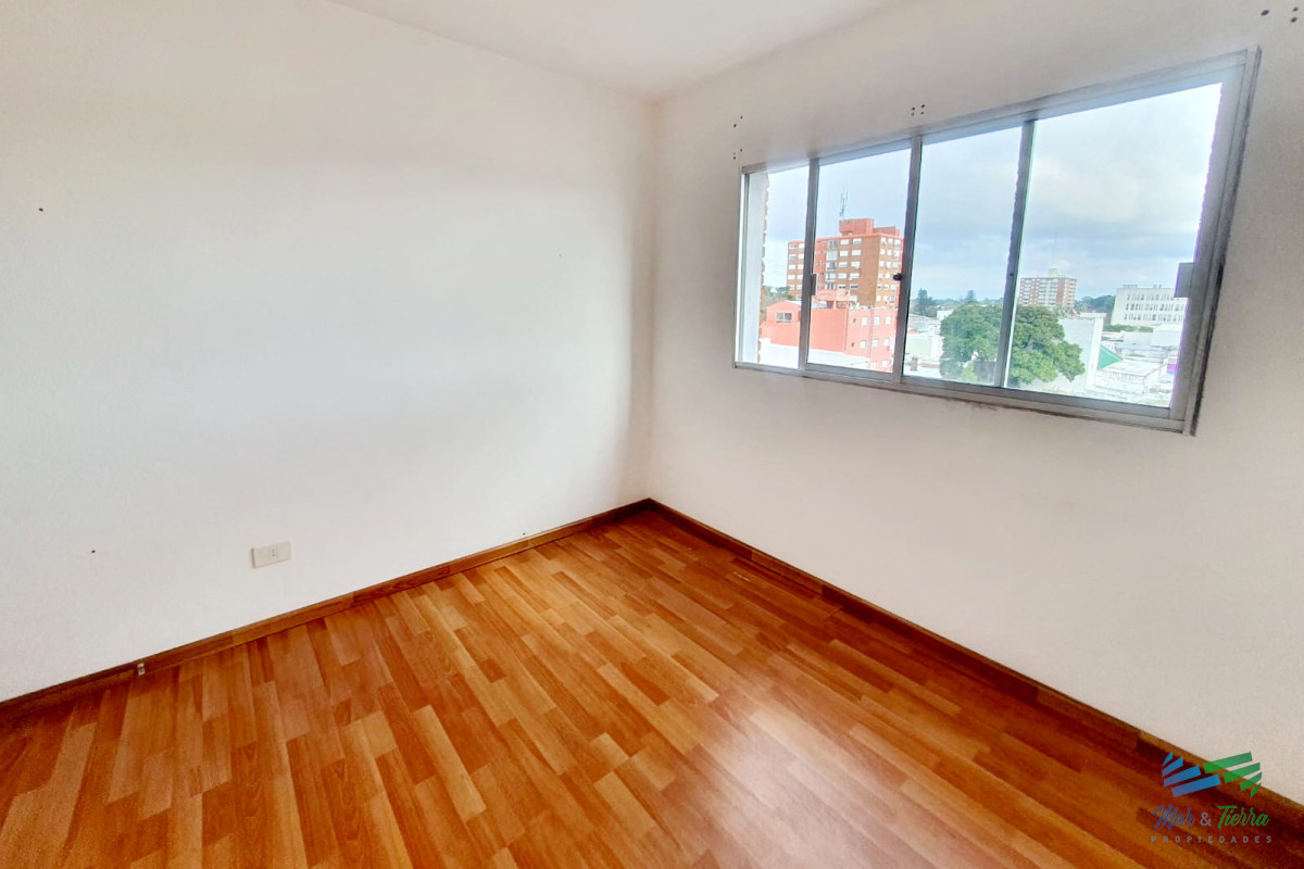 Apartamento ID.3713 - Oportunidad!!! Vendo apartamento 2 dormitorios en centro Maldonado