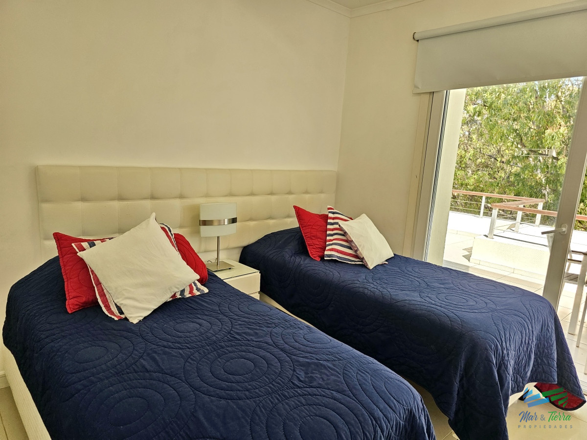 Apartamento ID.4470 - Venta de apartamento de 2 dormitorios en Green Park Solanas 