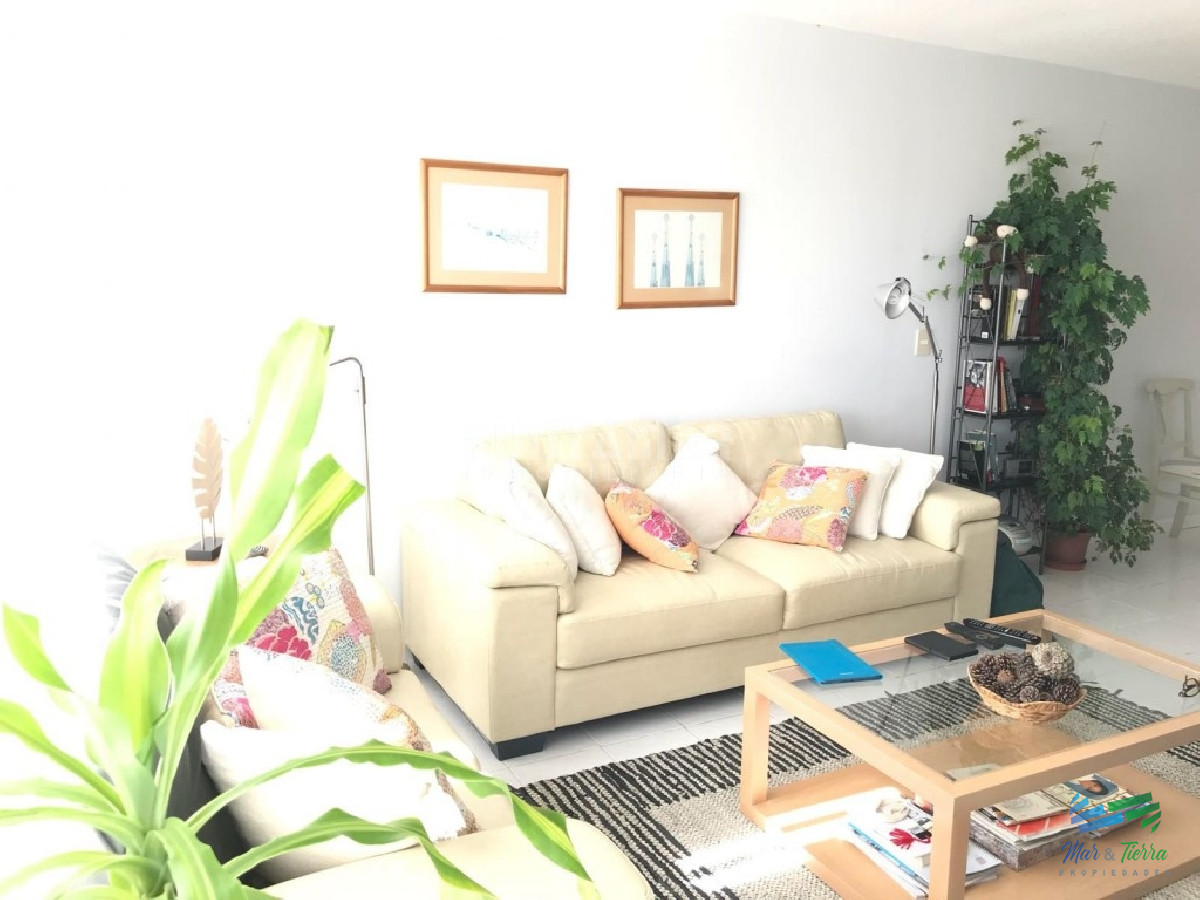 Apartamento ID.2146 - HERMOSO APARTAMENTO CON UNA AMPLIA TERRAZA , UBICADO A UNA CUADRA DE PLAYA MANSA, MUY LINDA VISTA DESPEJADA EN UN ENTORNO DE NATURALEZA Y VERDE.