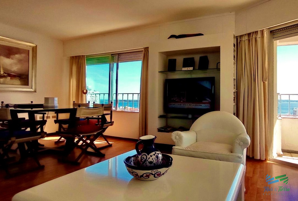 Apartamento ID.4619 - Venta de apartamento 2 dormitorios 2 baños en Peninsula de Punta del Este con impresionante vista