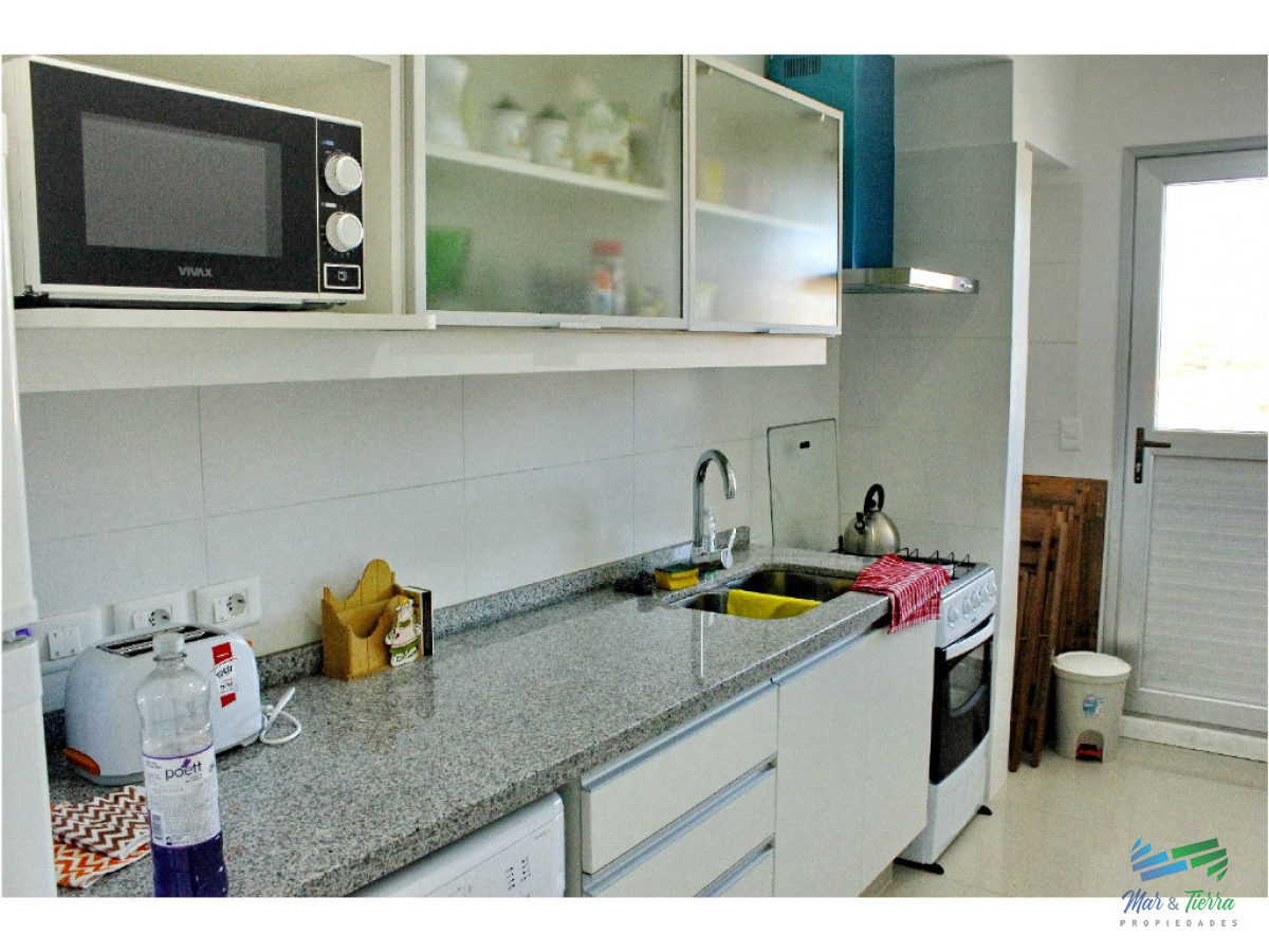 Apartamento ID.1034 - Alquilo apartamento de 2 dormitorios cerca del Shopping, Punta del Este.