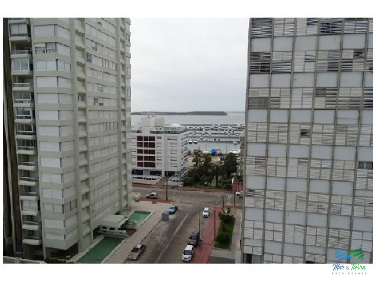 Apartamento ID.1052 - Apartamento en Peninsula, 2 dormitorios *
