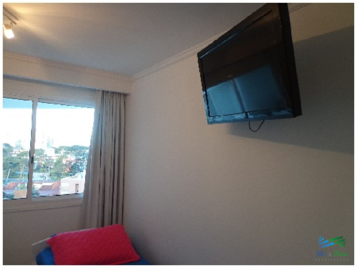 Apartamento ID.1056 - Oportunidad! dos dormitorios, Mansa, Punta del Este