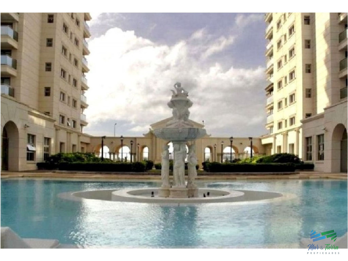 Apartamento ID.1073 - Torre de Categoría, Primera Línea Playa Brava