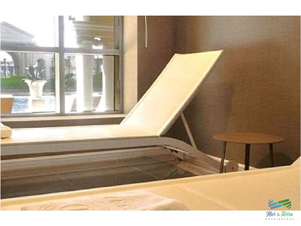 Apartamento ID.1073 - Torre de Categoría, Primera Línea Playa Brava