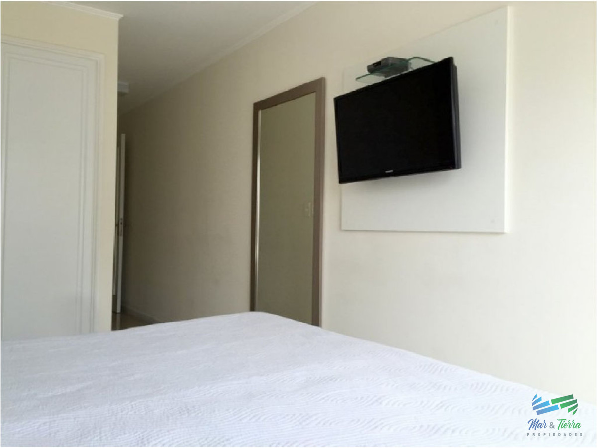 Apartamento ID.1073 - Torre de Categoría, Primera Línea Playa Brava