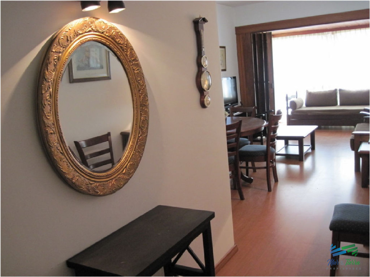 Apartamento ID.1096 - Oportunidad a pasitos del mar , rodeado de todos los servicios... 