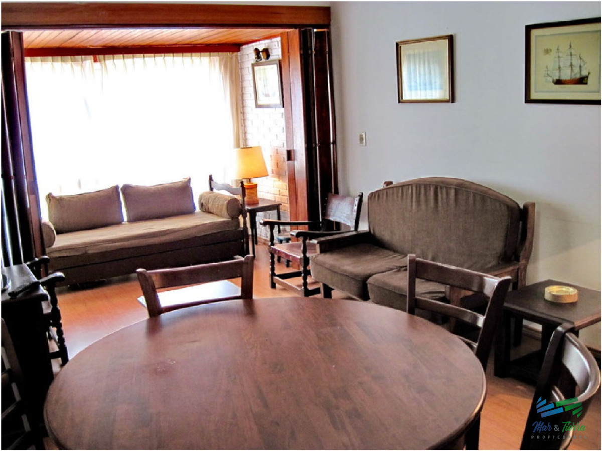 Apartamento ID.1096 - Oportunidad a pasitos del mar , rodeado de todos los servicios... 