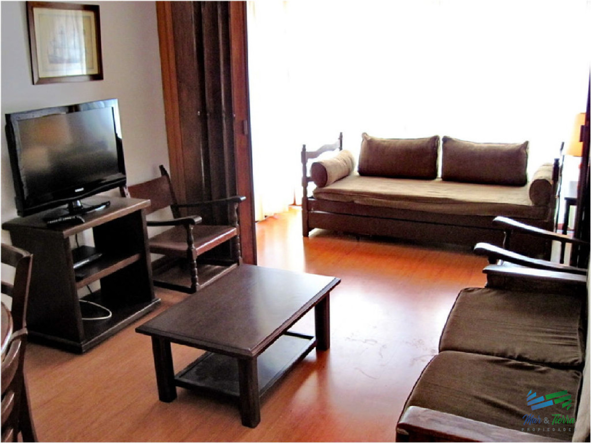 Apartamento ID.1096 - Oportunidad a pasitos del mar , rodeado de todos los servicios... 