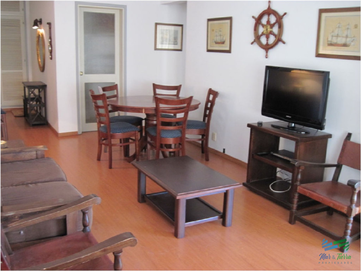 Apartamento ID.1096 - Oportunidad a pasitos del mar , rodeado de todos los servicios... 