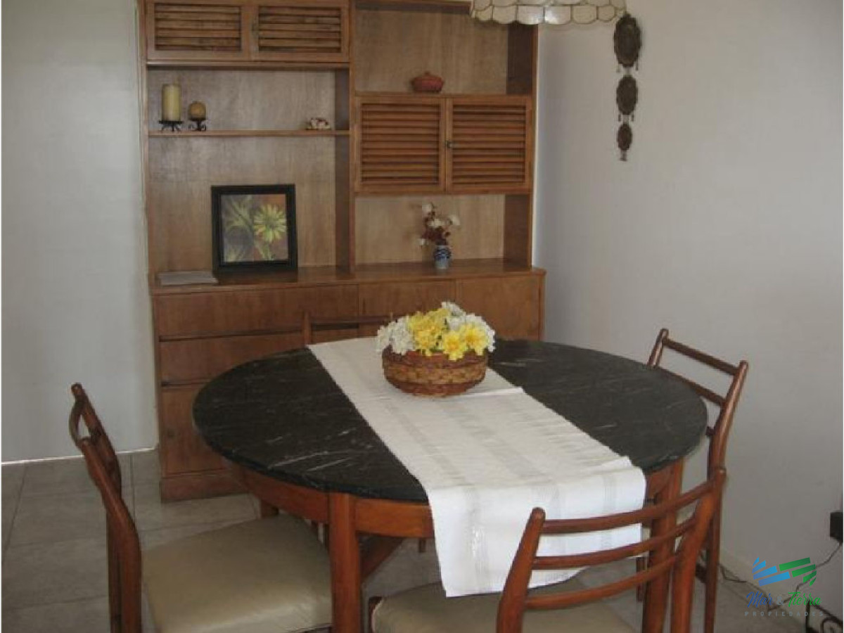 Apartamento ID.1143 - Apartamento en alquiler en Punta del Este, frente a playa mansa.