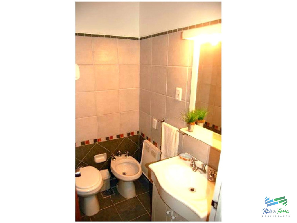 Apartamento ID.114 - MUY LINDO APARTAMENTO EN UNA DE LAS ZONAS MAS TRANQUILAS DE PUNTA DEL ESTE! PRIMERA LINEA.