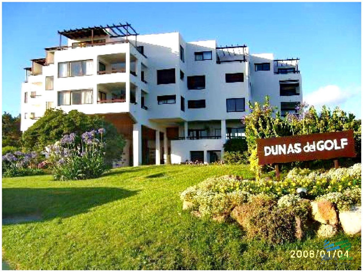 Apartamento ID.114 - MUY LINDO APARTAMENTO EN UNA DE LAS ZONAS MAS TRANQUILAS DE PUNTA DEL ESTE! PRIMERA LINEA.