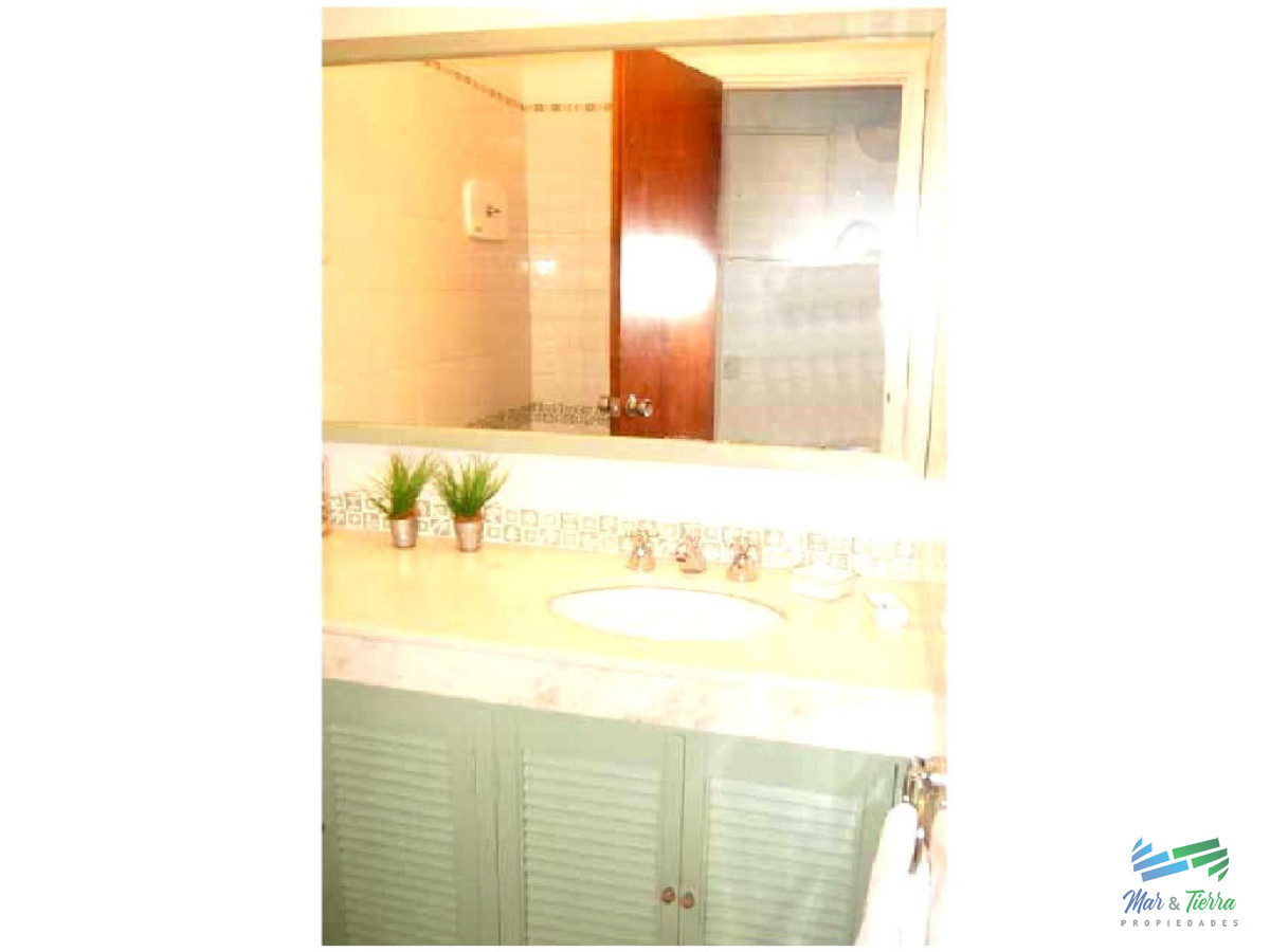 Apartamento ID.114 - MUY LINDO APARTAMENTO EN UNA DE LAS ZONAS MAS TRANQUILAS DE PUNTA DEL ESTE! PRIMERA LINEA.