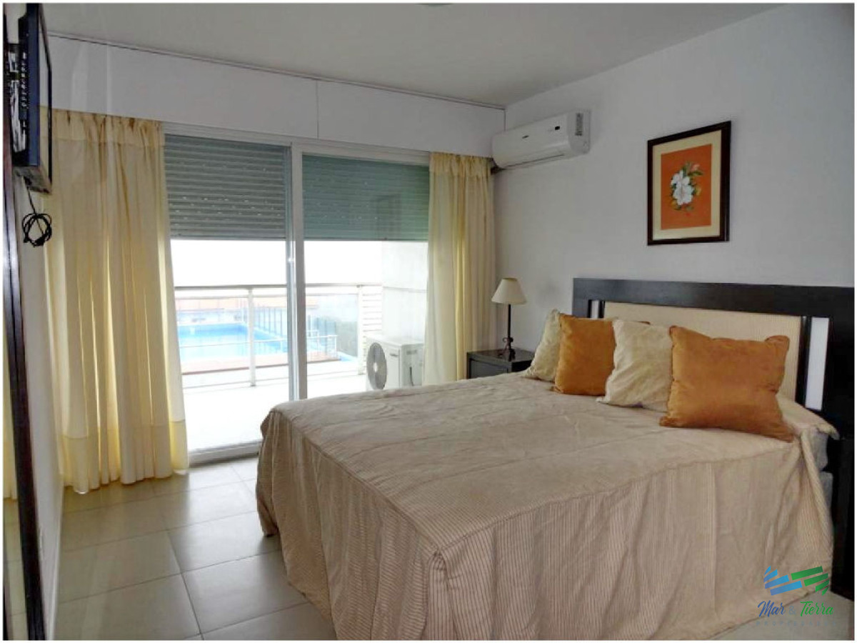 Apartamento ID.11 - Vendo 2 dormitorios en edificio con buenos servicios, parada 3, Punta del Este