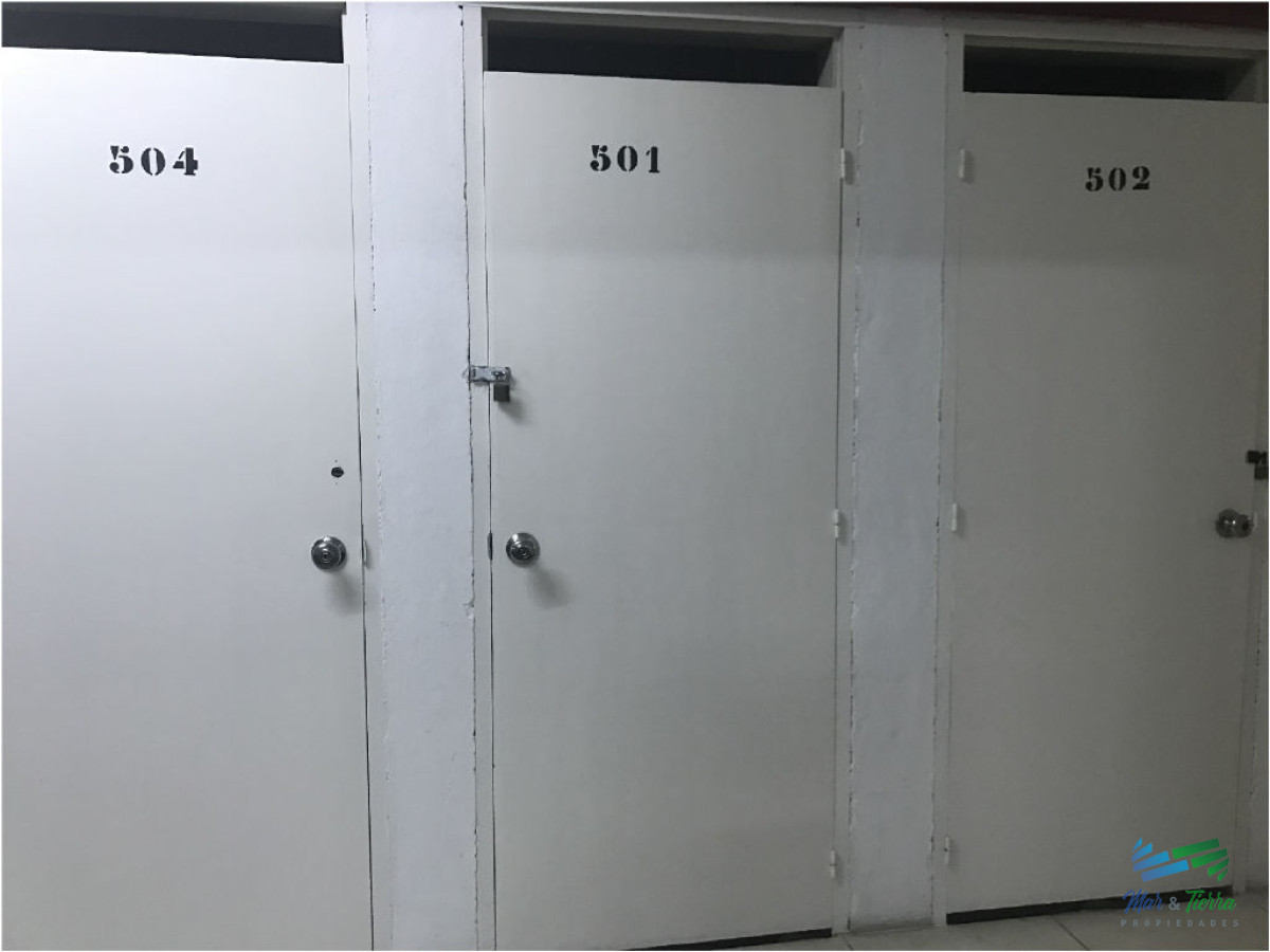 Apartamento ID.1200 - En venta y alquiler.. Apartamento en Península excelentes vistas al mar y Puerto- Punta del Este 