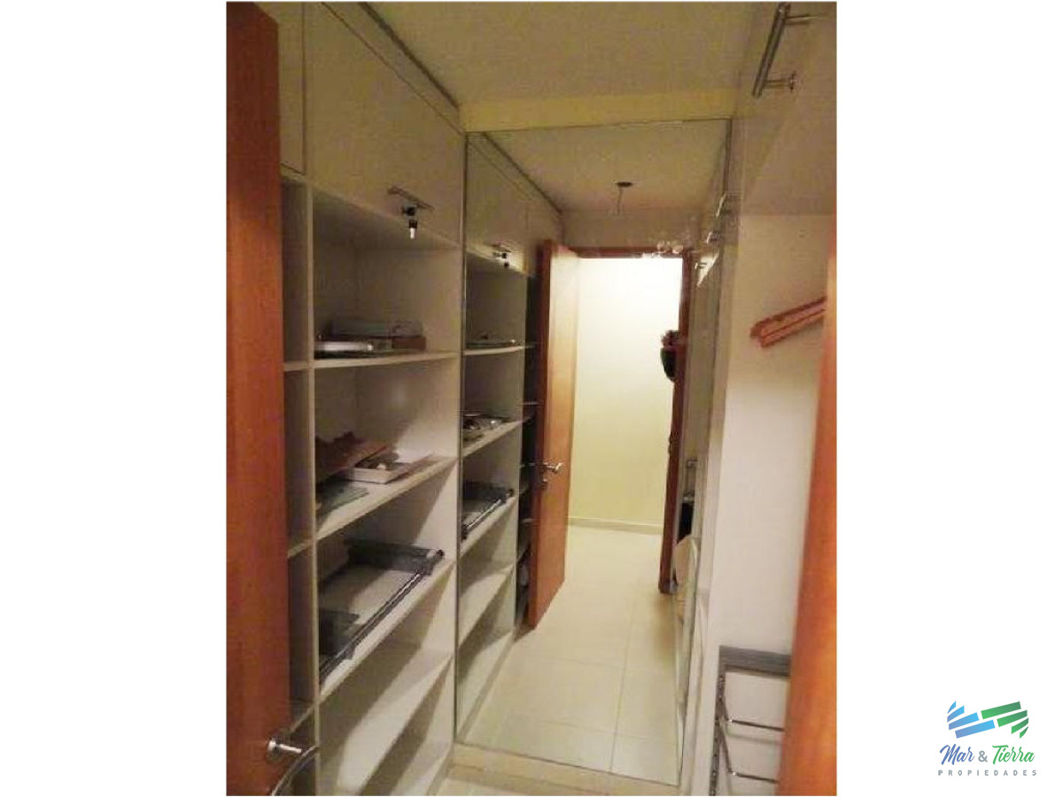 Apartamento ID.1207 - MODERNO APTO EN EDIFICIO DE ALTO NIVEL