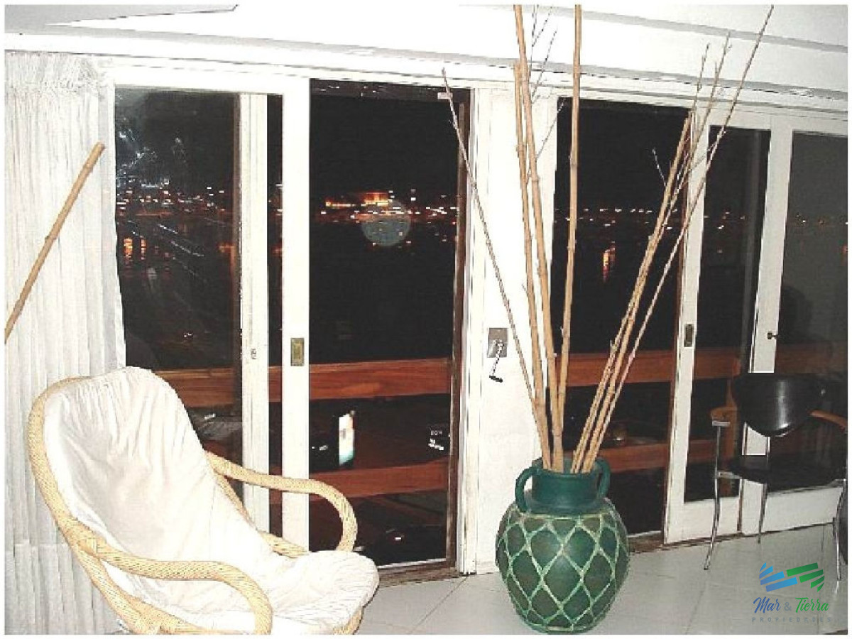 Apartamento ID.1210 - Apartamento en Peninsula, 3 dormitorios *
