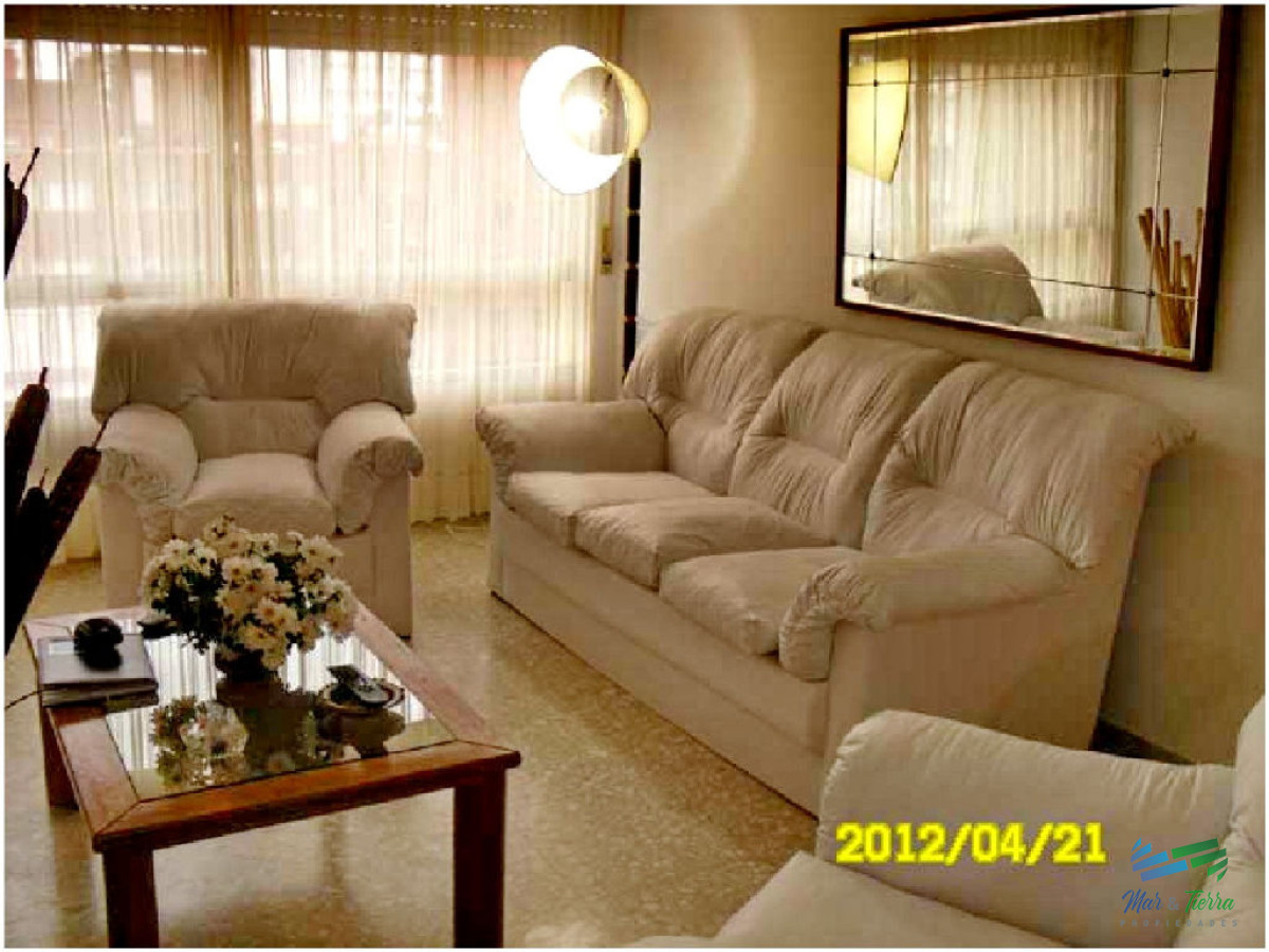 Apartamento ID.123 - En alquiler.. piso intermedio.. en el corazon de la Peninsula
