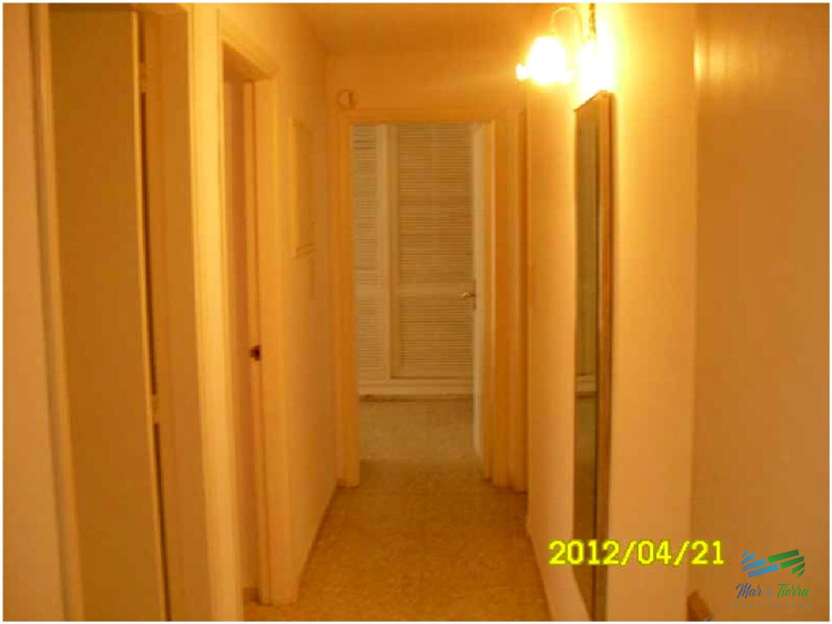 Apartamento ID.123 - En alquiler.. piso intermedio.. en el corazon de la Peninsula