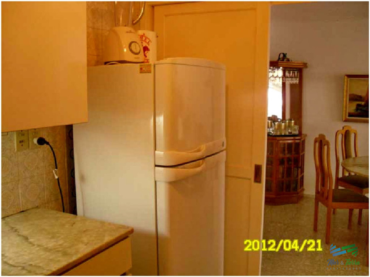 Apartamento ID.123 - En alquiler.. piso intermedio.. en el corazon de la Peninsula