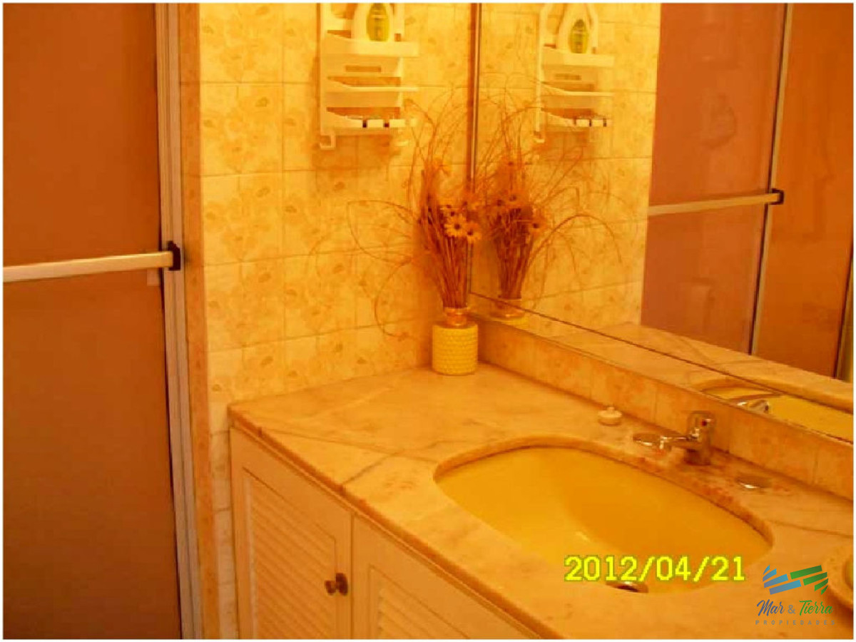 Apartamento ID.123 - En alquiler.. piso intermedio.. en el corazon de la Peninsula