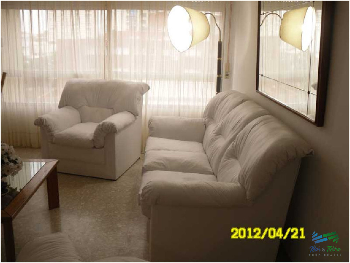 Apartamento ID.123 - En alquiler.. piso intermedio.. en el corazon de la Peninsula