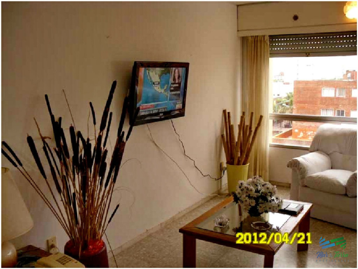 Apartamento ID.123 - En alquiler.. piso intermedio.. en el corazon de la Peninsula