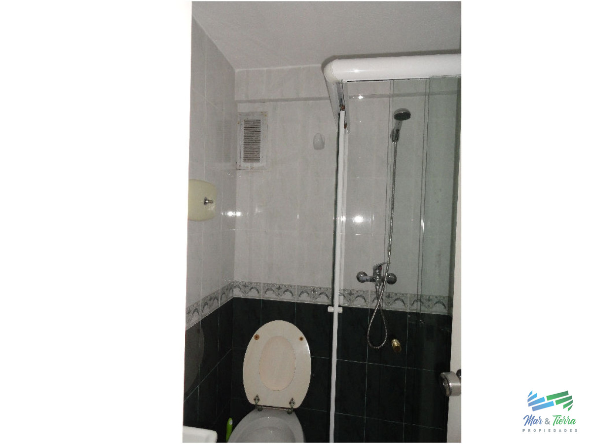 Apartamento ID.12 - Apartamento en alquiler 3 dormitorios, frente al mar en Punta del Este.