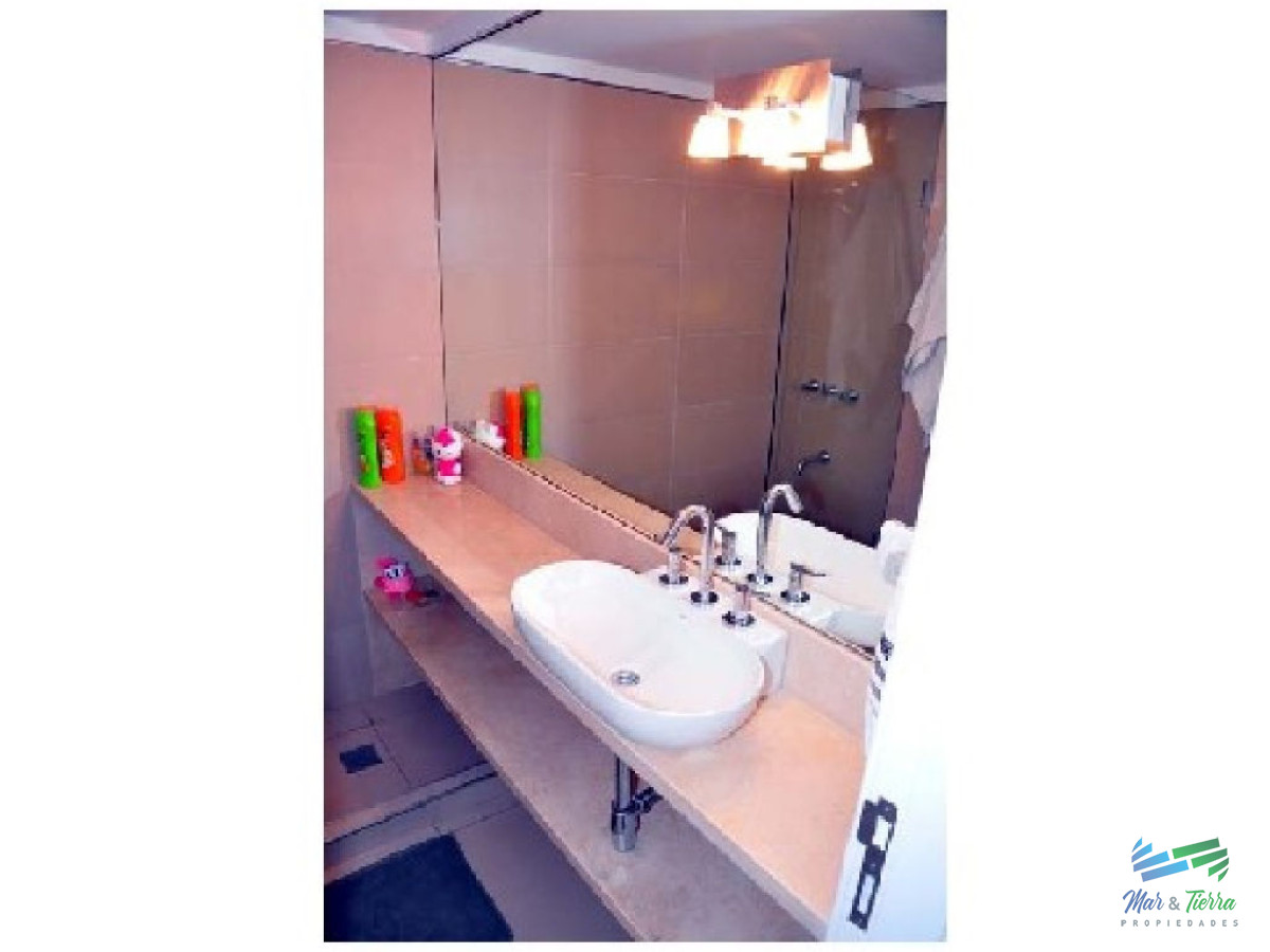 Apartamento ID.1309 - Vendo apartamento 3 dormitorios, primera línea playa brava, Punta del Este
