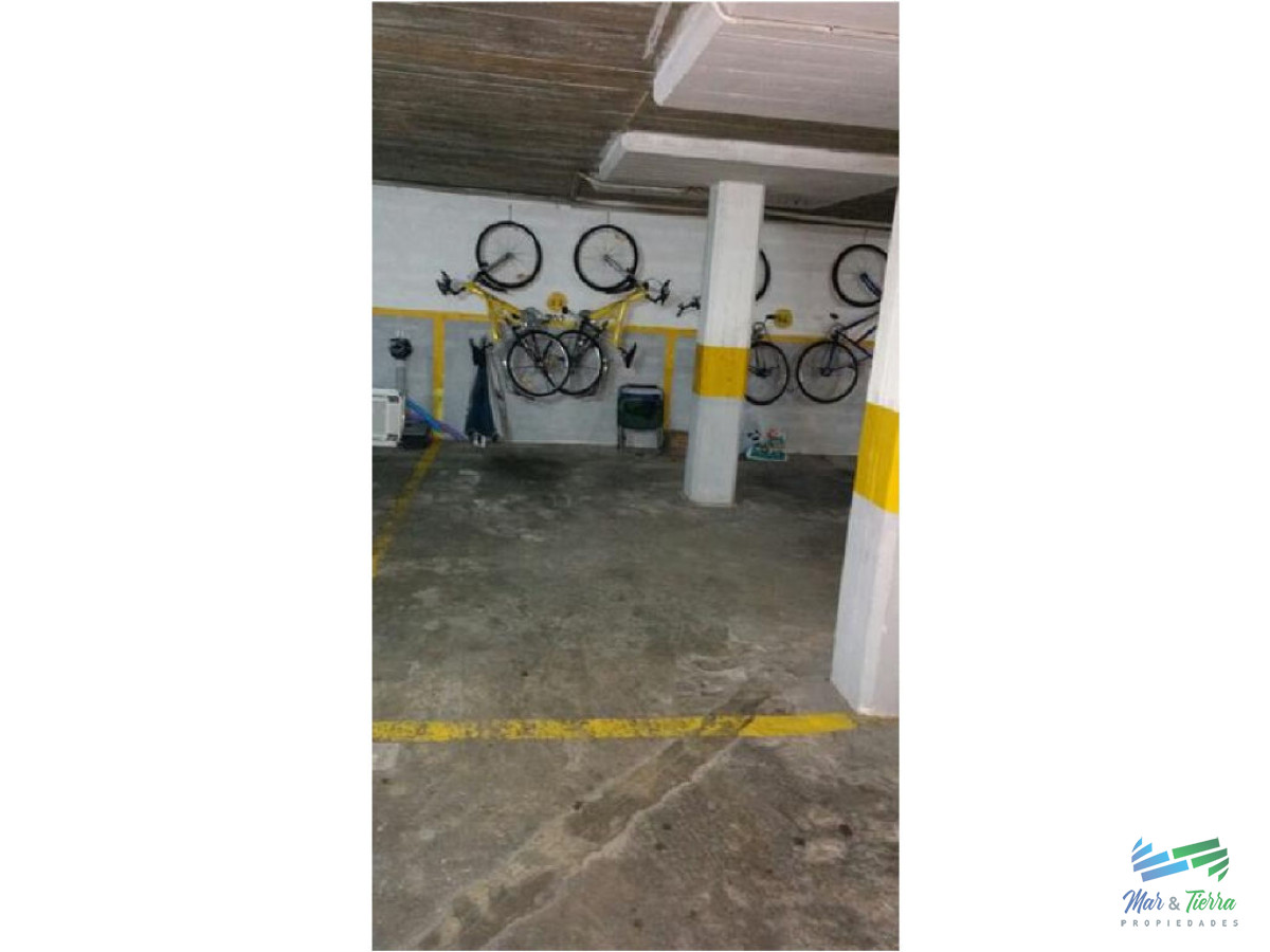 Apartamento ID.1318 - En alquiler.. Av. Roosevelt. Edificio con servicios.