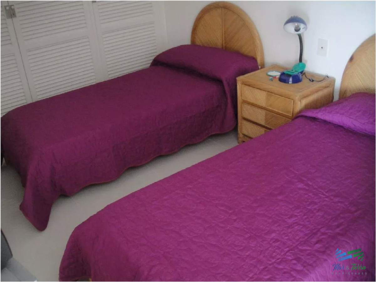 Apartamento ID.1321 - En venta.. Piso alto con espectacular vista al Puerto.