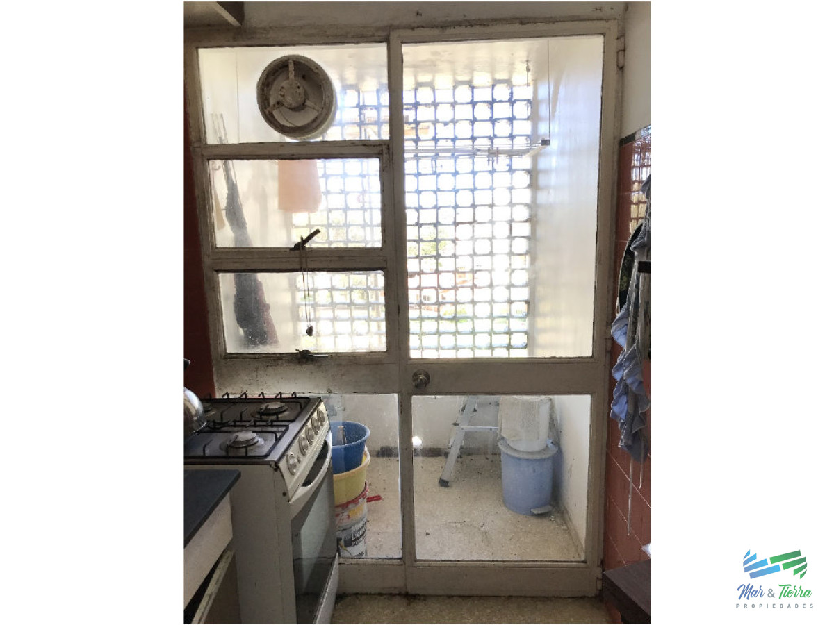 Apartamento ID.1353 - Edificio bajo.. en primera línea, playa mansa.