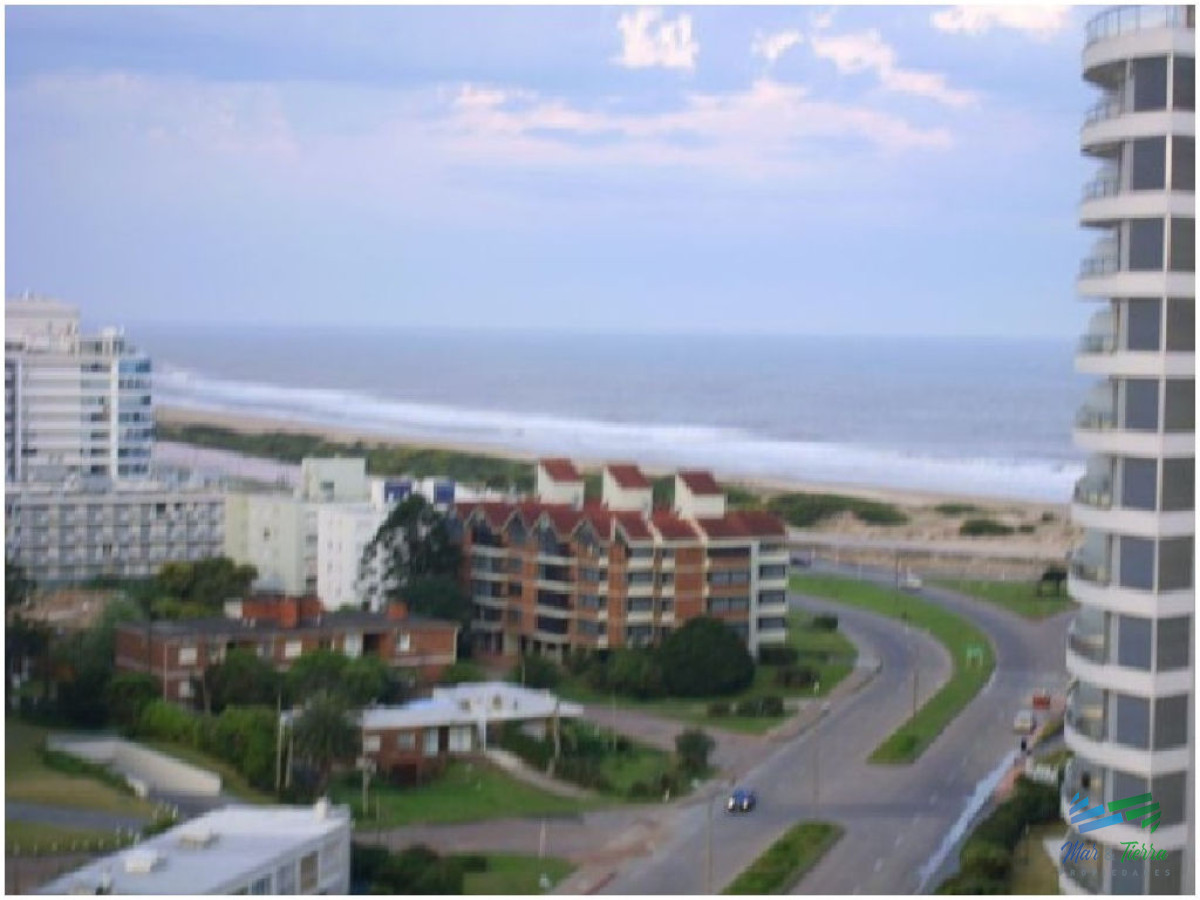 Apartamento ID.1435 - Apartamento en Brava, 2 dormitorios *