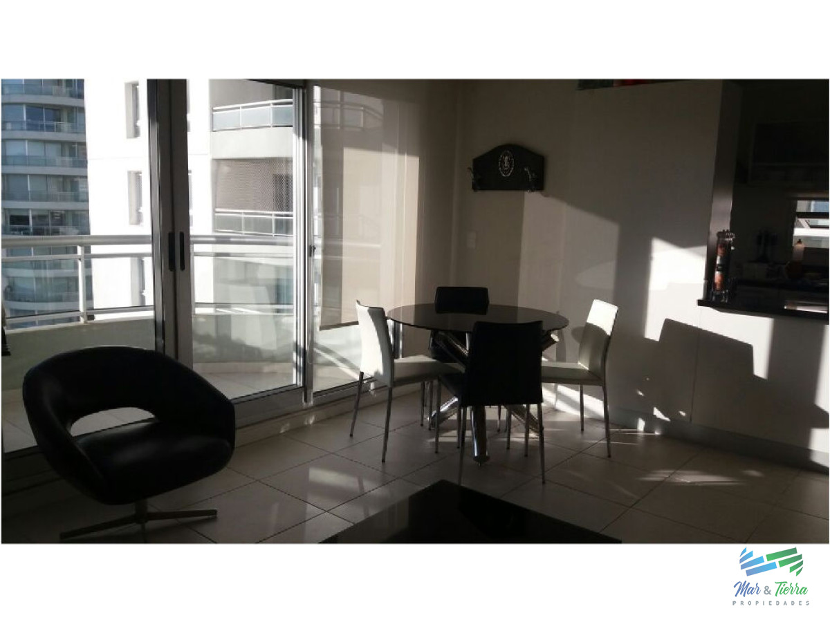 Apartamento ID.1457 - Vendo apartamento en Ocean Drive.. excelente servicios en Punta del Este.