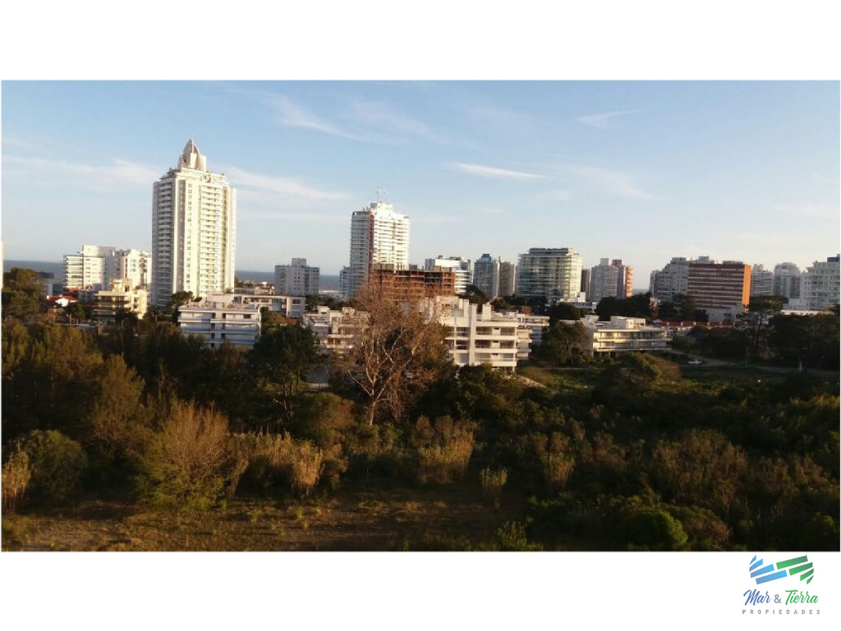 Apartamento ID.1457 - Vendo apartamento en Ocean Drive.. excelente servicios en Punta del Este.