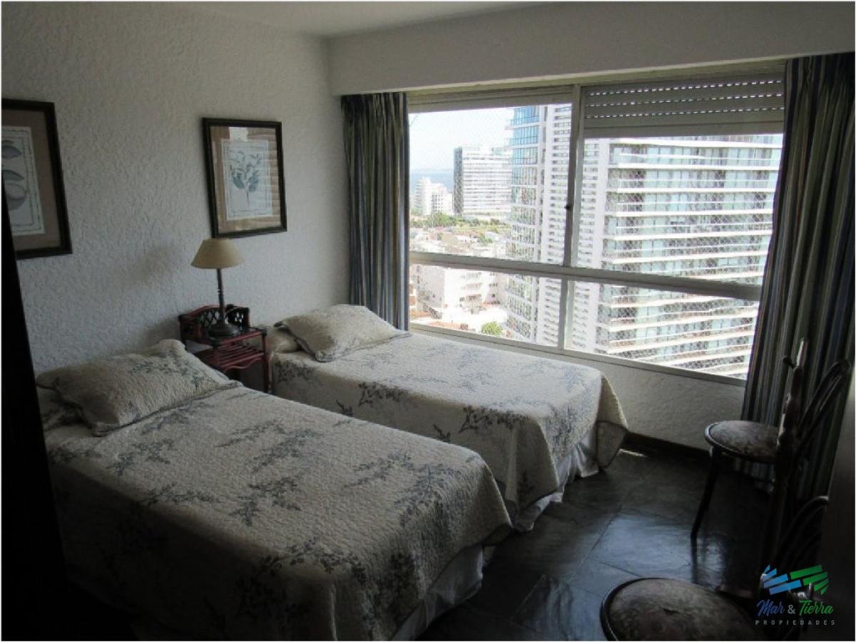 Apartamento ID.1459 - Excelente edificio sobre la Brava, 1 dormitorio