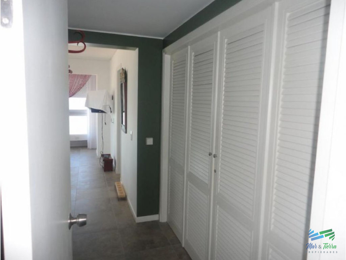 Apartamento ID.1482 - Espectacular planta, piso alto, primera línea frente al mar.