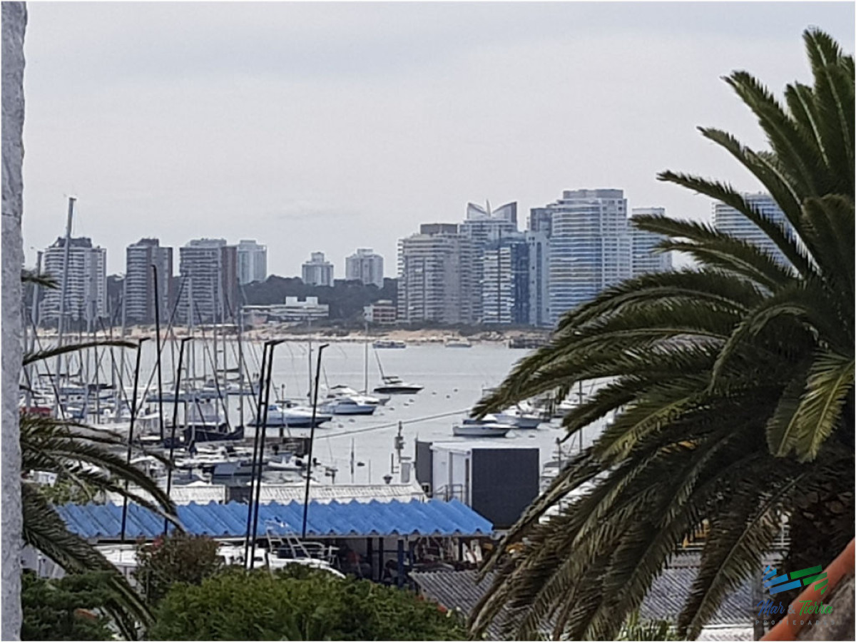 Apartamento ID.1487 - Departamento en venta con ubicación privilegiada!!! A metros del Puerto.