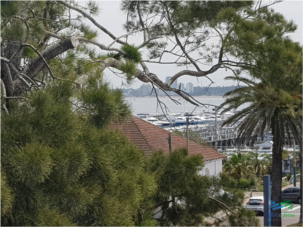 Apartamento ID.1487 - Departamento en venta con ubicación privilegiada!!! A metros del Puerto.