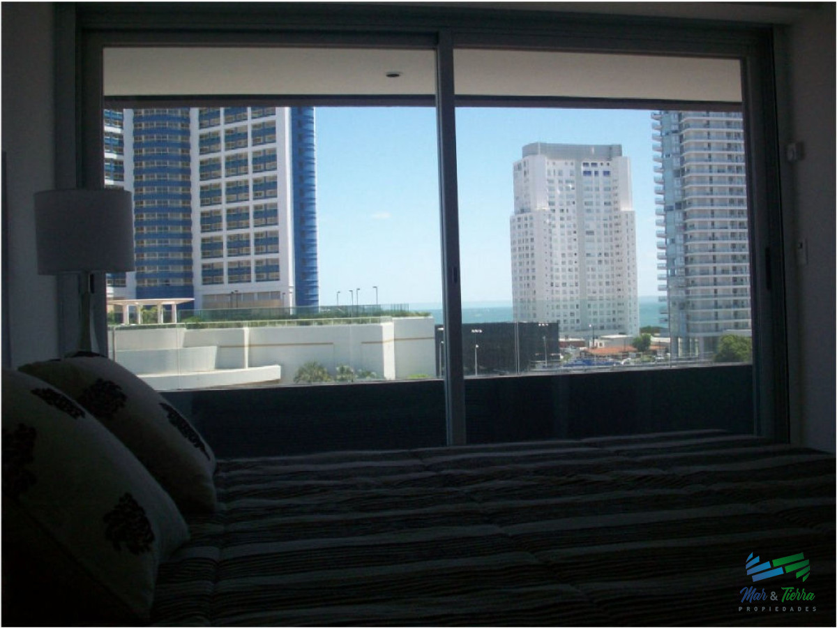 Apartamento ID.1507 - Apartamento de 2 dormitorios con vista al mar ,Punta del Este