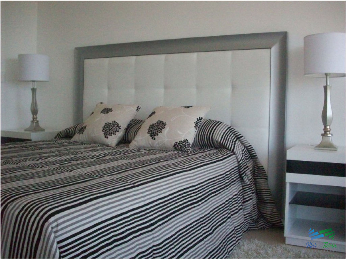 Apartamento ID.1507 - Apartamento de 2 dormitorios con vista al mar ,Punta del Este