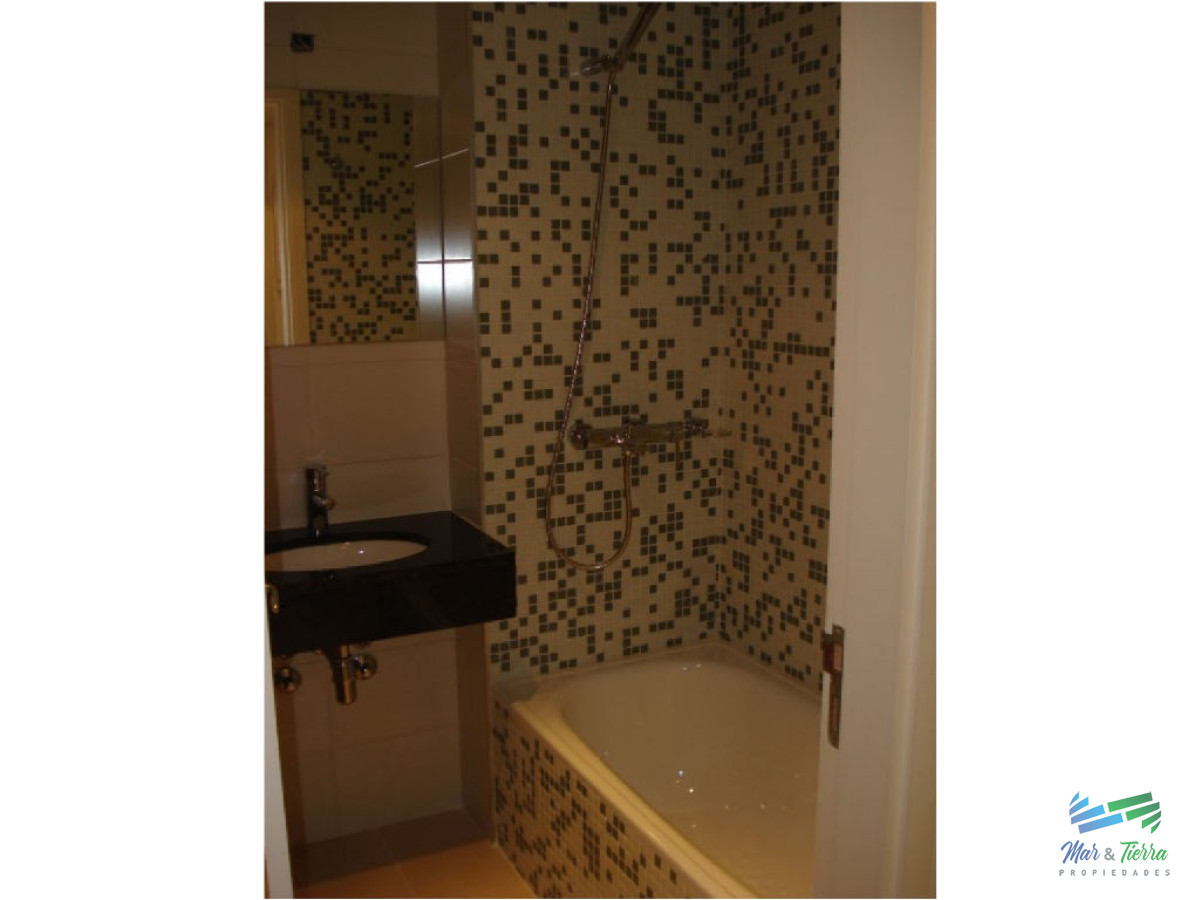 Apartamento ID.1507 - Apartamento de 2 dormitorios con vista al mar ,Punta del Este