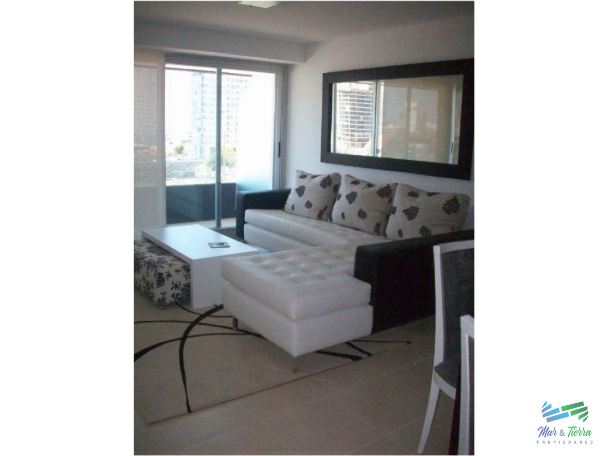 Apartamento ID.1507 - Apartamento de 2 dormitorios con vista al mar ,Punta del Este